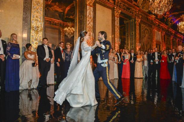 Royale Hochzeit: Elegantes Dinner & eine Überraschung