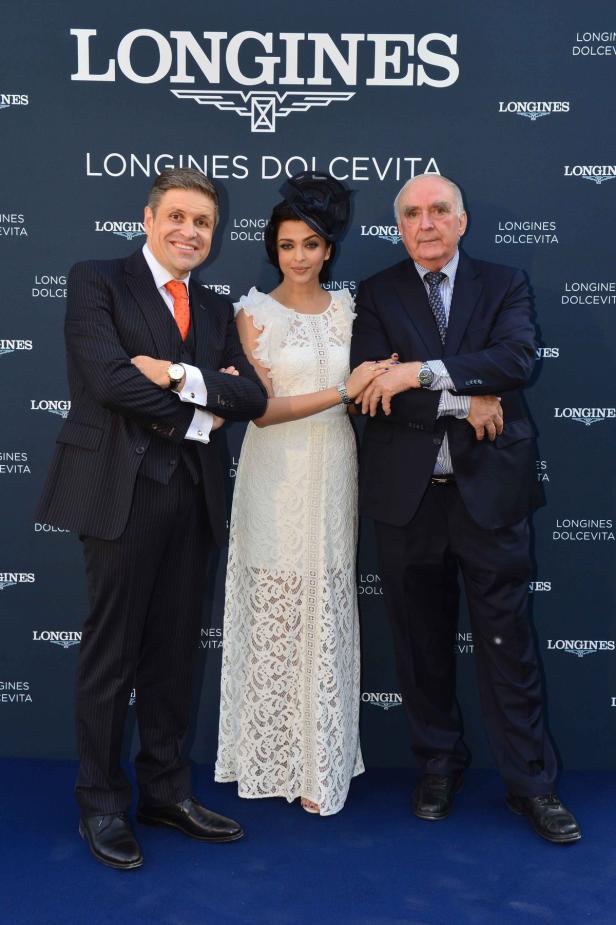 Film-Star Aishwarya Rai zwischen Hüten und Hufen