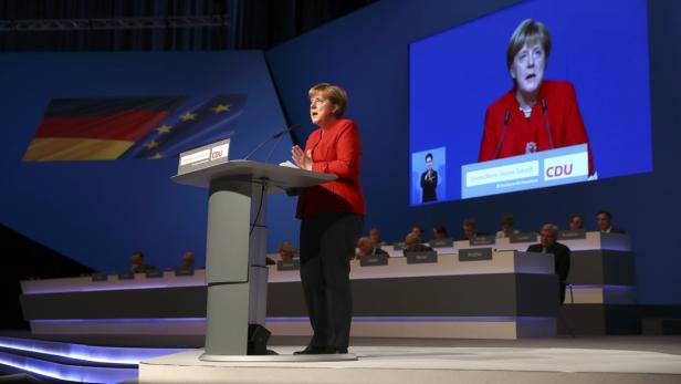 Dämpfer für Merkel bei CDU-Wiederwahl