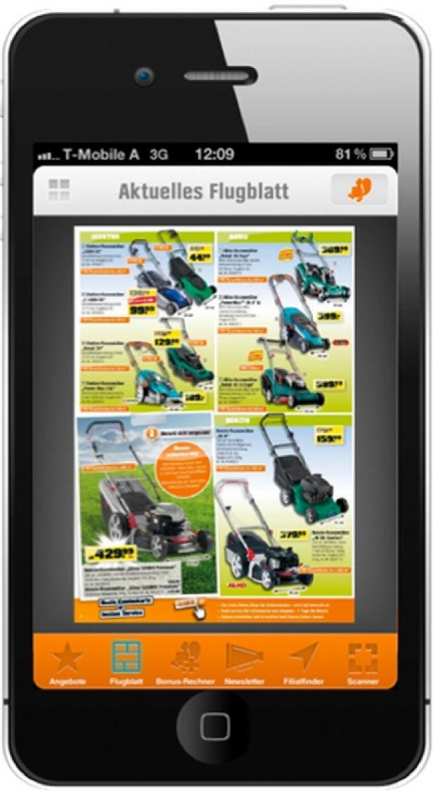 Ein iPhone-Display zeigt ein aktuelles Flugblatt mit Angeboten für Rasenmäher.