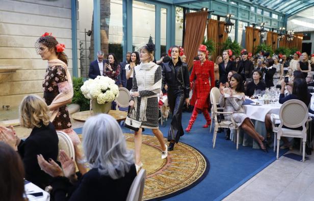 Chanel: Lily-Rose Depp und Pharrell liefen mit
