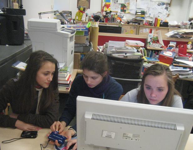 Zeitungs-Workshop ukrainische Kids