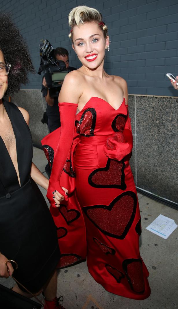 Miley Cyrus zu Tränen gerührt