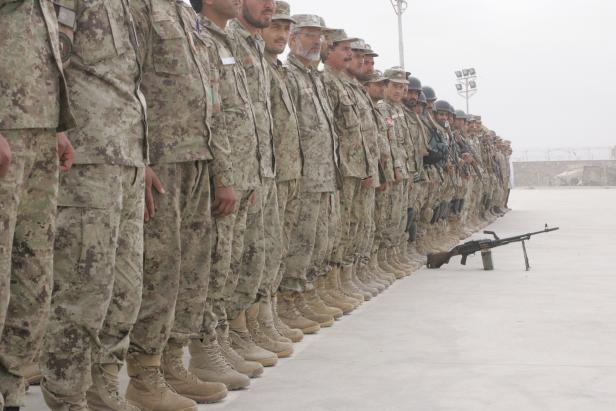 Afghanistan: Offensivspiel in Richtung Einheit