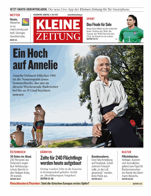 Annelie Dehnert-Hilscher, 90 Jahre alt, lächelt vor einem Baum in die Kamera.