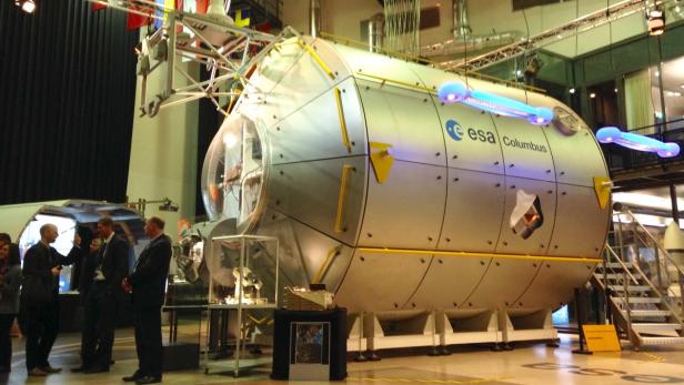 Land NÖ unterschreibt Kooperation mit Raumfahrtagentur ESA