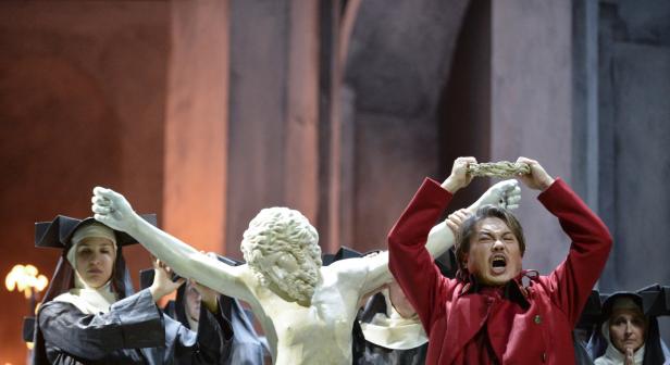 Szenenfotos: "Il Trovatore" in der Volksoper