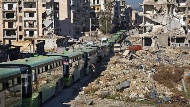 Unklarheit über Evakuierung Aleppos; Explosion in Damaskus