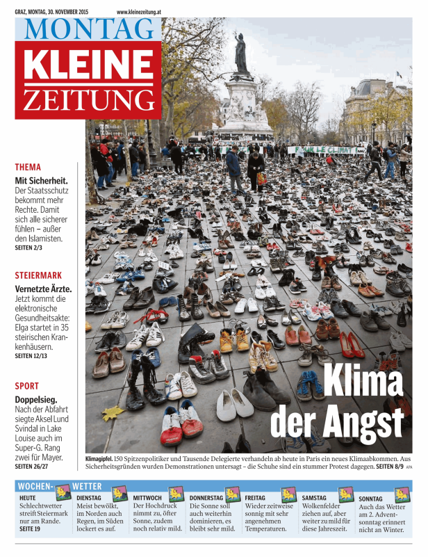 Auf dem Place de la République in Paris stehen als stummer Protest unzählige Schuhe.
