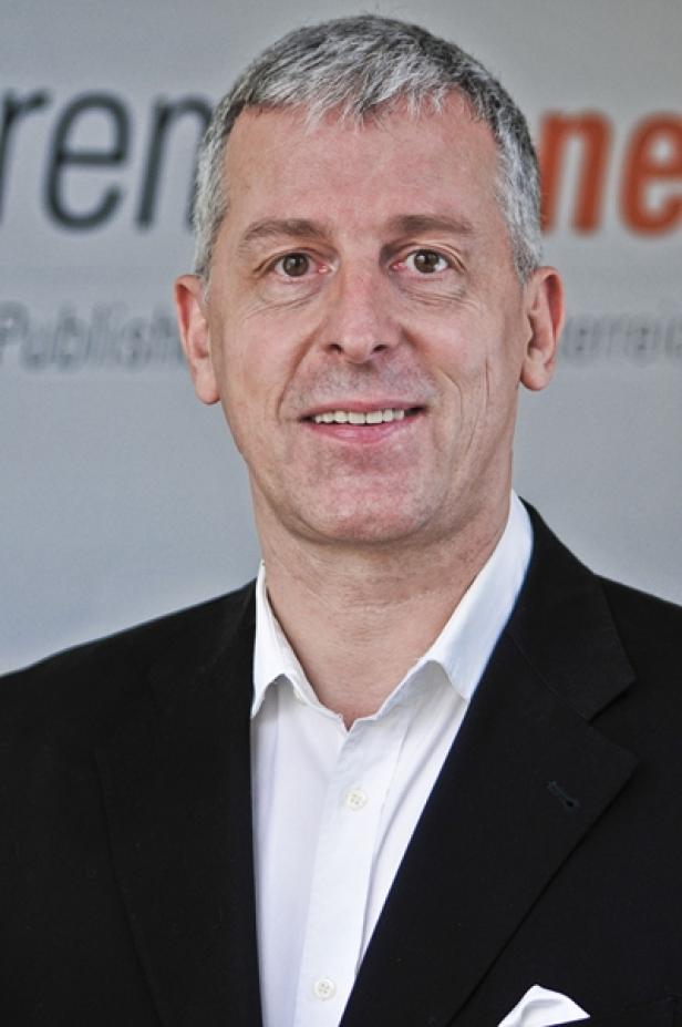 Thomas Obkircher, Ligatus Österreich (c: ligatus) Ein Mann mit grauem Haar und einem schwarzen Anzug lächelt in die Kamera.