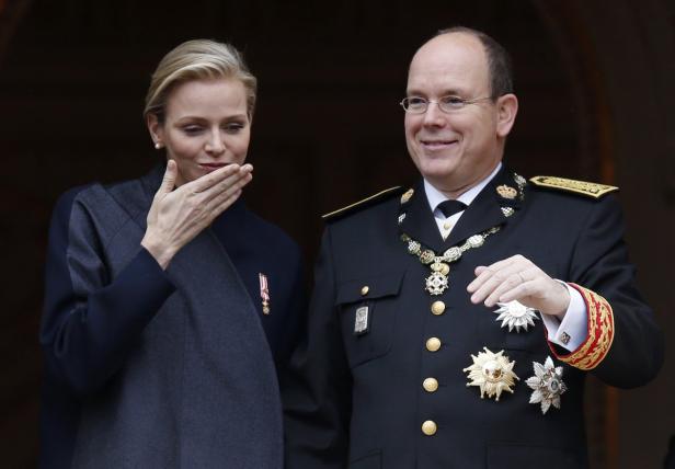 Fürst Albert II. von Monaco mit seiner Frau Charlène.