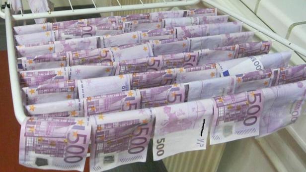 Geld in der Donau: Polizei bestätigt erste Festnahme