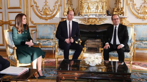 Seltener Anblick: Herzogin Kate auf Kuschelkurs