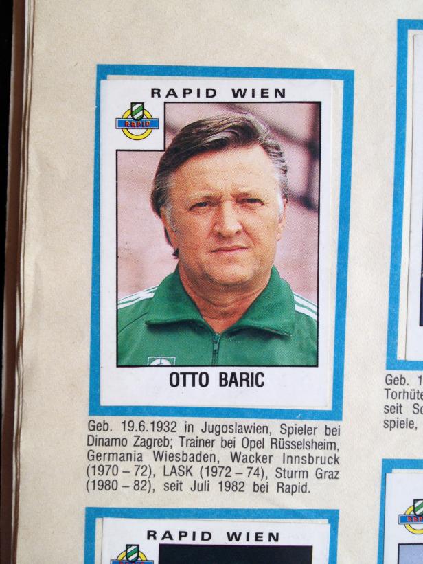 Ein Porträt von Otto Baric, Trainer von Rapid Wien, auf einem Sammelbild.