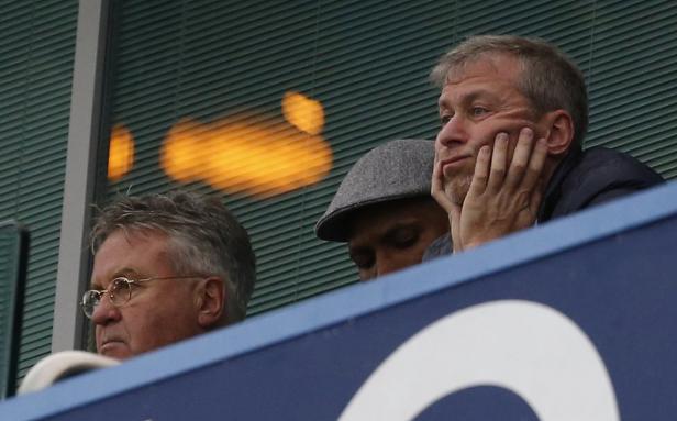 Mourinho ist weg - Chelsea siegt vor Hiddinks Augen
