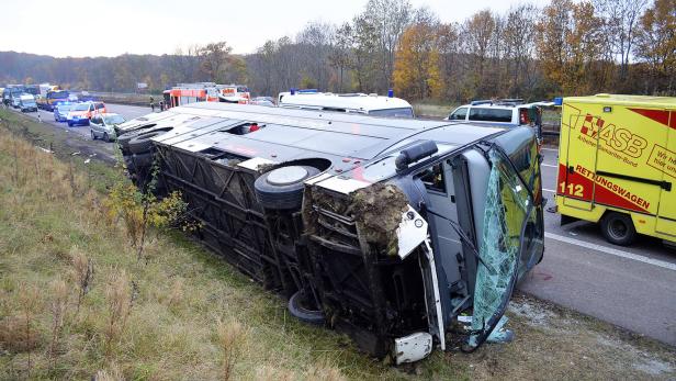Tödlicher Busunfall: Strafe für Fahrer aus NÖ