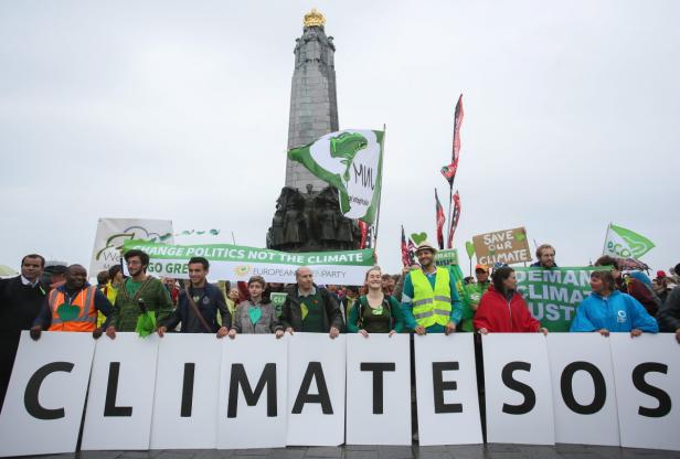 Weltweite Demos für Klimaschutz