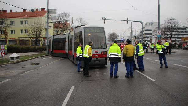 Straßenbahn in Wien entgleist