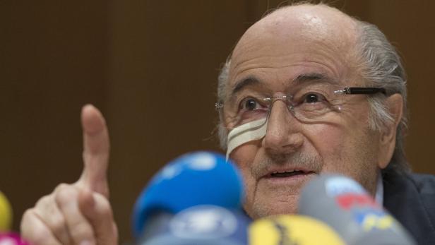 Acht Jahre Sperre für Blatter und Platini