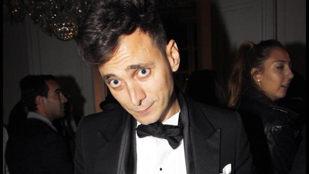 Hedi Slimane ist neuer Designer von YSL