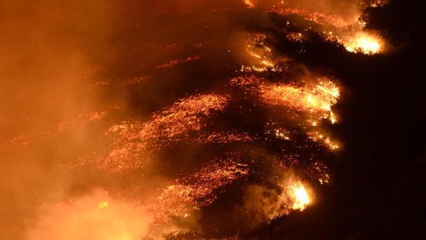 Promis zittern: Waldbrände wüten in Südkalifornien