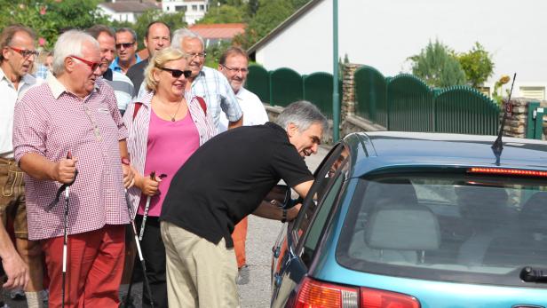 Der Kanzler als Autostopper