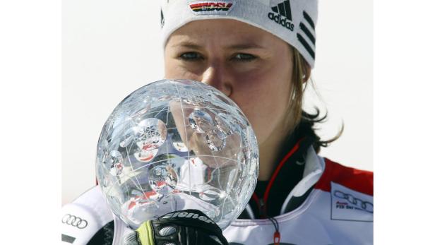 Hirscher strahlt mit der Sonne um die Wette
