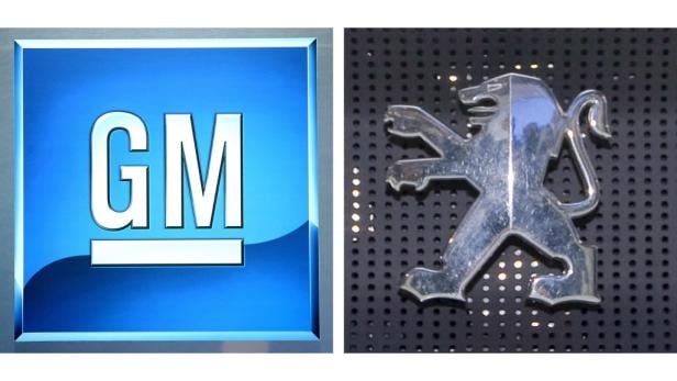 Die Logos von General Motors (GM) und Peugeot im Vergleich.