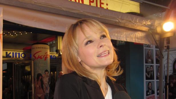 Schauspielerin Mena Suvari bei einer Filmpremiere.