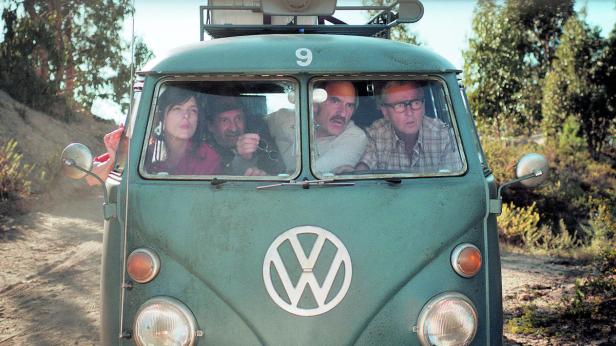 Film: Les grandes ondes (à l'ouest) 2015
Regie:…