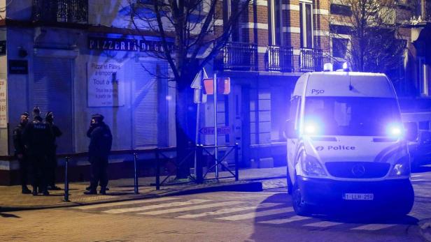 BELGIUM-ATTACKS-SEARCH-ARRESTS Suche nach Paris-Attentätern: Neue Razzia in Brüssel