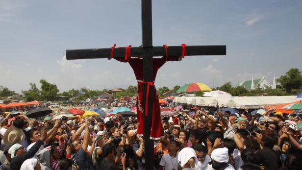 Philippinen: Kreuzigungen am Karfreitag