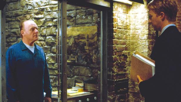 Anthony Hopkins als Hannibal Lecter hinter Glas in „Das Schweigen der Lämmer“.