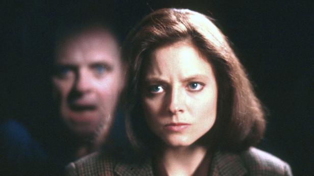 Jodie Foster und Anthony Hopkins in einer Szene aus dem Film „Das Schweigen der Lämmer“.