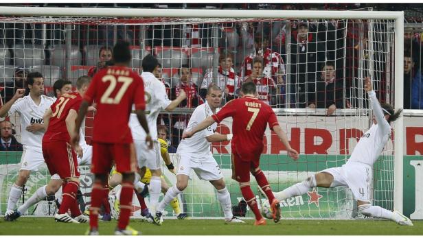 Gomez lässt Bayern träumen