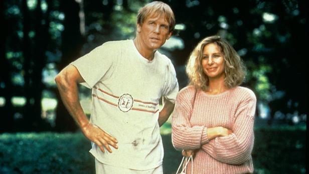 Nick Nolte und Barbra Streisand in einer Szene aus dem Film „Herr der Gezeiten“.