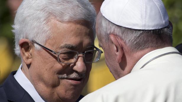 Mahmud Abbas trifft Papst Franziskus.