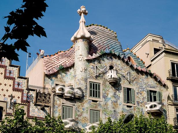 Detailansicht der Fassade des Casa Batlló in Barcelona.
