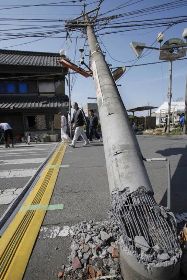 Japan: Spur der Verwüstung durch Tornado