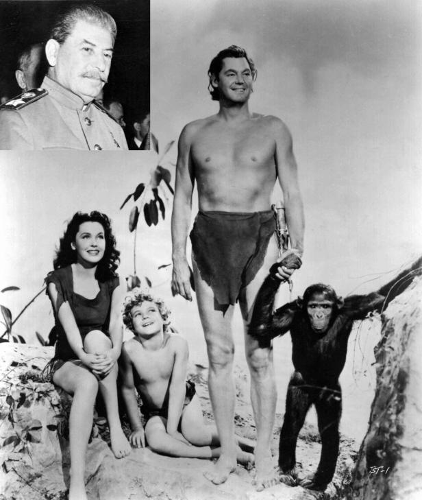 Eine Szene mit Tarzan, Jane, einem Jungen und einem Schimpansen, mit Josef Stalin im oberen Eck.