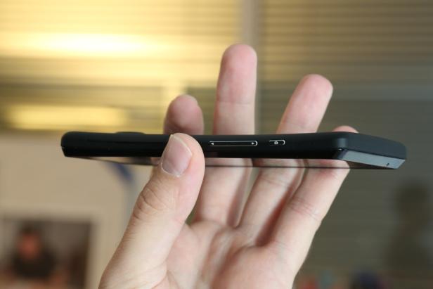 Sony Xperia T: Das Handy von James Bond im Test