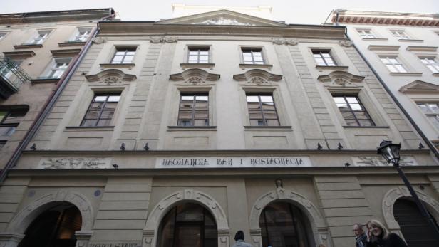 Die Fassade des Bar- und Restaurantgebäudes „Le Bonardie“ in Krakau.