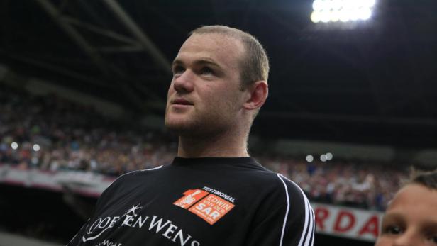 Wayne Rooney bei einem Abschiedsspiel für Edwin van der Sar.