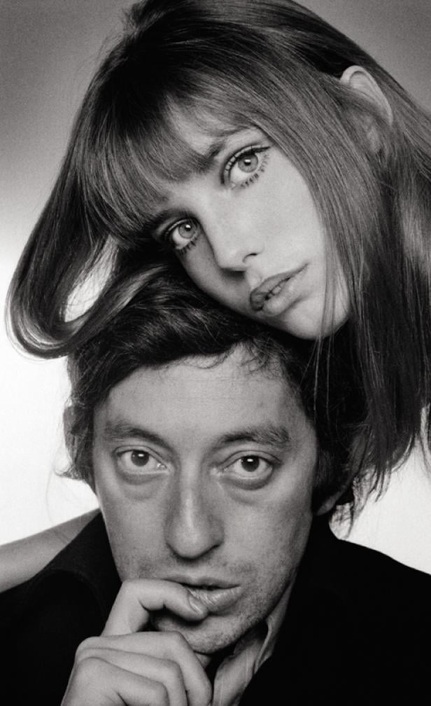 Schwarzweißporträt von Jane Birkin und Serge Gainsbourg.