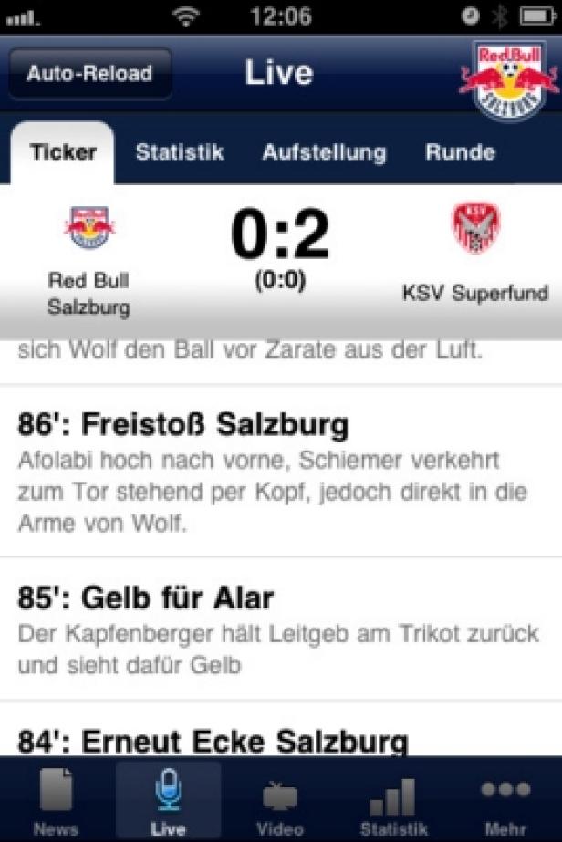 Ein Screenshot einer Live-Fußball-App, die den Spielstand Red Bull Salzburg gegen KSV Superfund mit 0:2 anzeigt.