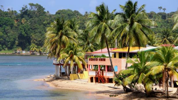 Antigua & Dominica: Segen der Karibik