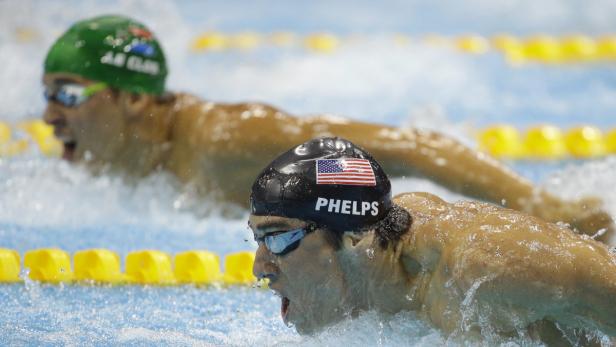 Le Clos (hinten) besiegte Phelps.