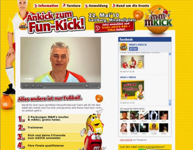 Werbung für „Ankick zum Fun-Kick!“ mit M&M's und einem Fußball-Event in Salzburg.