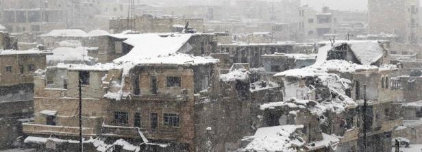 Aleppo: Tausende warten auf Evakuierung