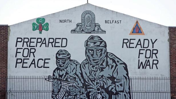 Queen und IRA: Historischer Handschlag